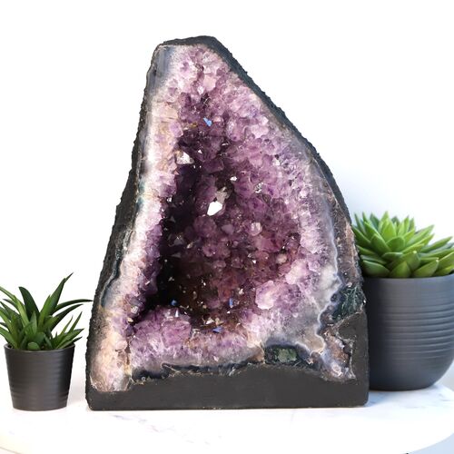 Amethyst Geode Cave