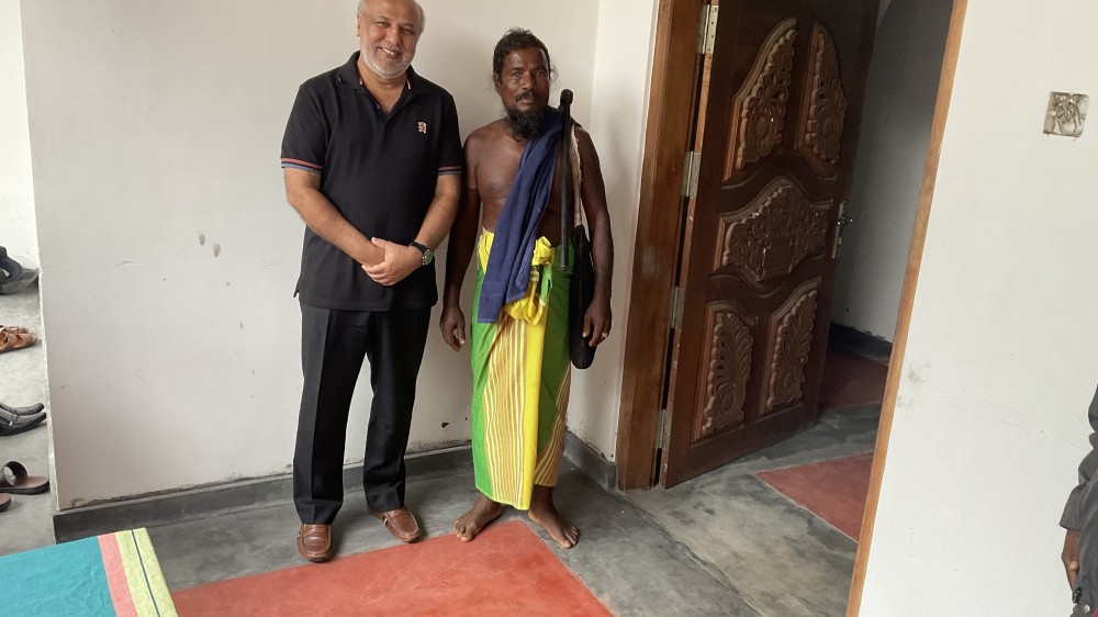 ஹக்கீம் சந்தித்தார்