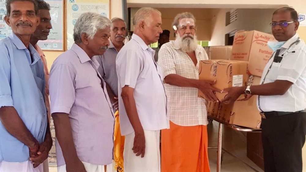 கோப்பாய்   பிரதேச வைத்தியசாலைக்கு மருந்துகள்  உவந்தளிப்பு