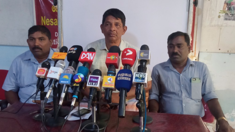 வட கடல் பகுதி குத்தகைக்கு கொடுப்பதை எதிர்த்து ஆர்ப்பட்ட ஊர்வலம்