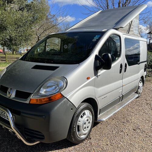 Renault TRAFIC SL27 DCI 100 SWB Lifestyle Developments St Tropez Camper Van