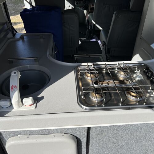 Renault TRAFIC SL27 DCI 100 SWB Lifestyle Developments St Tropez Camper Van