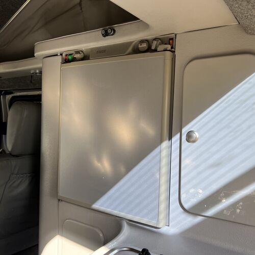 Renault TRAFIC SL27 DCI 100 SWB Lifestyle Developments St Tropez Camper Van