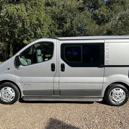 Renault TRAFIC SL27 DCI 100 SWB Lifestyle Developments St Tropez Camper Van