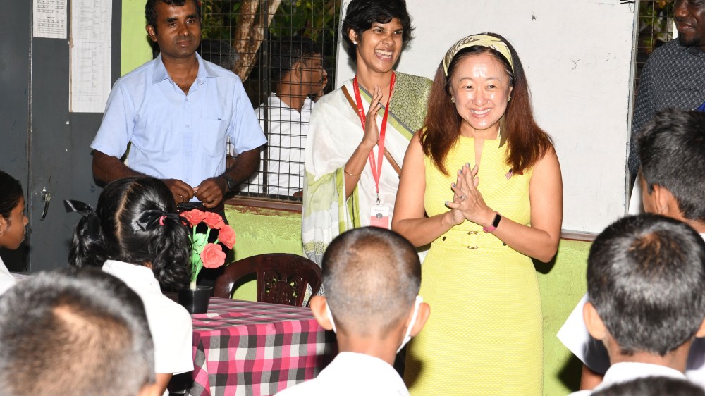 உணவளிக்கும் நிகழ்ச்சித்திட்டத்தில் அமெரிக்கா