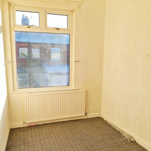 3-Bed Mid Terraced To Rent