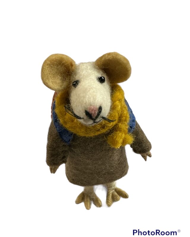 Mouse with scarf