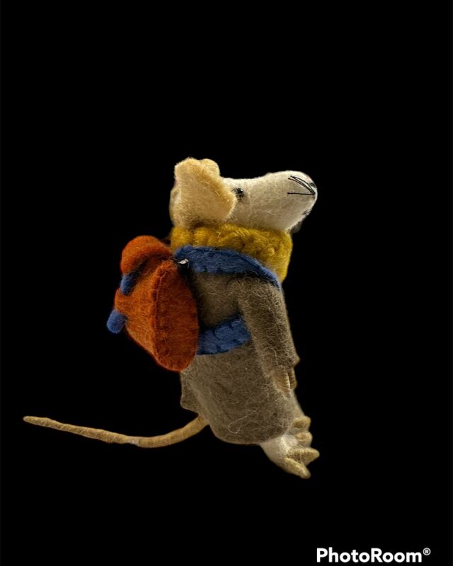 Mouse with scarf