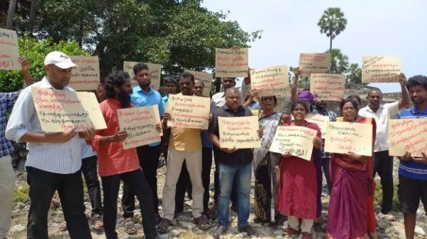 நெடுந்தீவு வெடியரசன் கோட்டை விவகாரத்தில் தமிழ்த் தேசிய மக்கள் முன்னணியின்  போராட்டம்