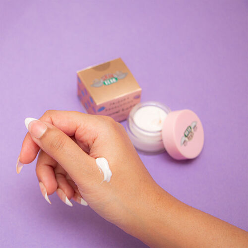 Caramel Latte Lip Mask Friends X Makeup Revolution