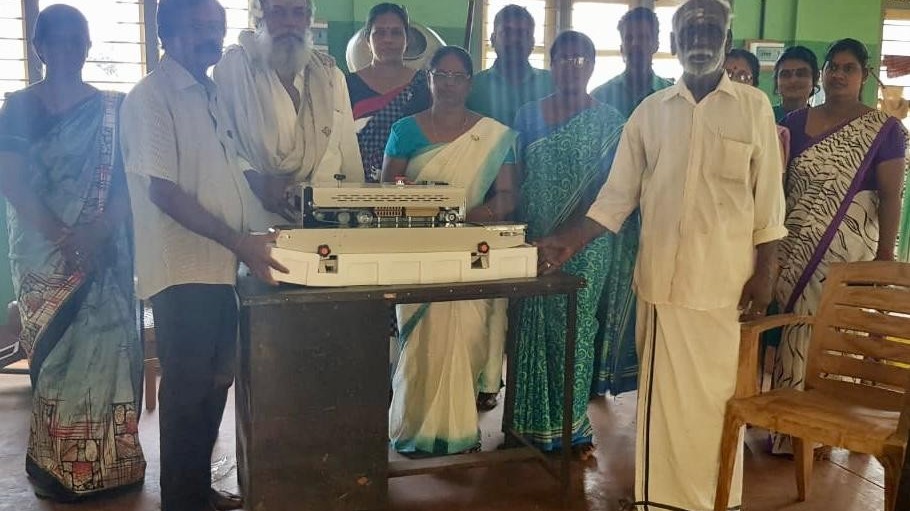 சந்நிதியான் ஆச்சிரமத்தால் பொதியிடல் இயந்திரம் வழங்கல்