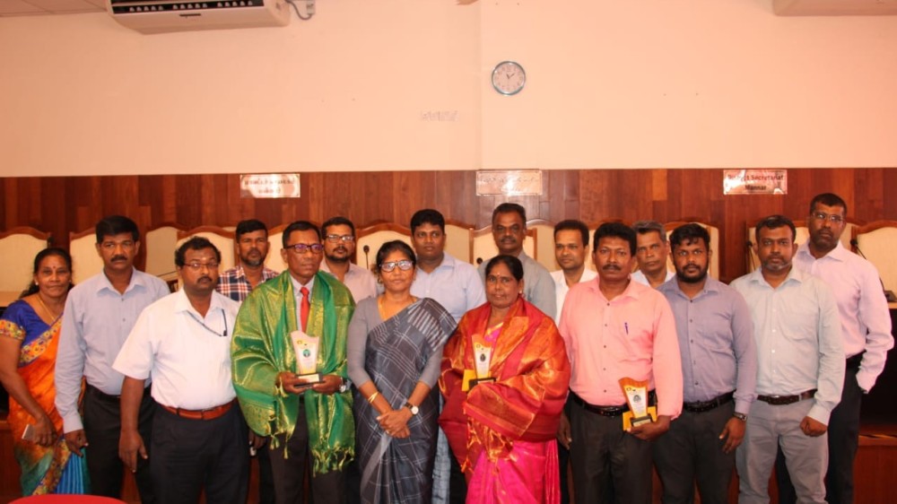 மன்னார் மாவட்ட செயலகத்தில் சேவை நலன் பாராட்டு விழா