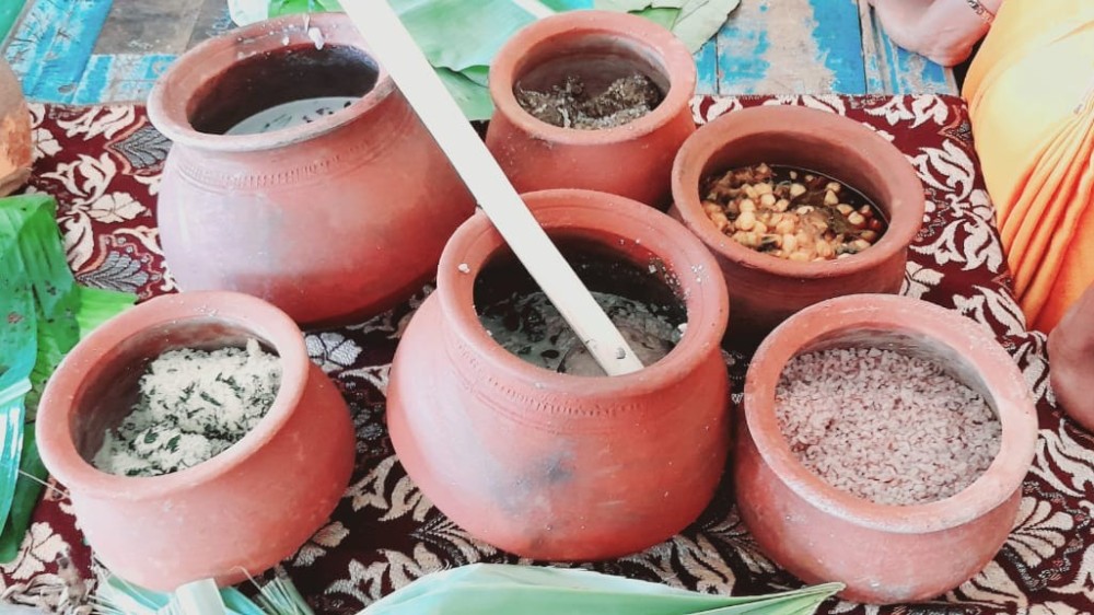 விழிப்புணர்வாக பெண்களின் மரபுசார் உணவு கொண்டாட்டம்