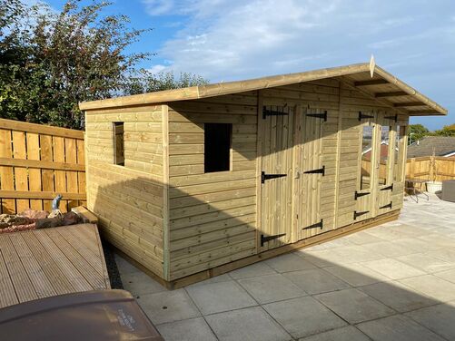 #SHA005 18x8 Apex Summer House Combi