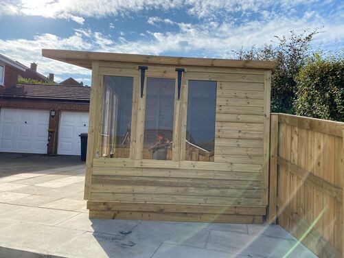 #SHA005 18x8 Apex Summer House Combi