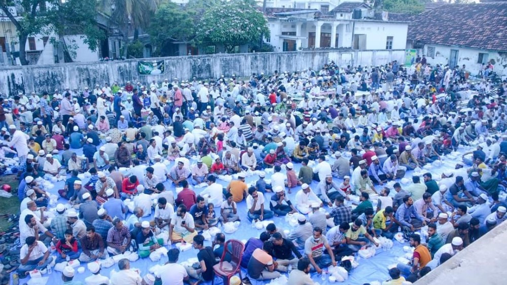 சிறப்புற நடைபெறும் இப்தார் நிகழ்வு