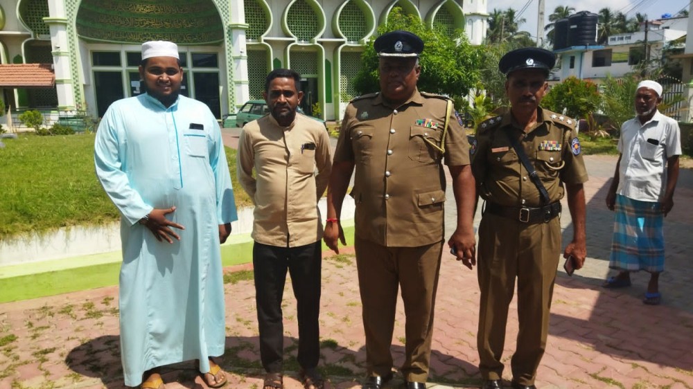 நிந்தவூர் பொலிஸ் நிலையப் பொறுப்பதிகாரியின் சிறந்த முன்மாதிரி