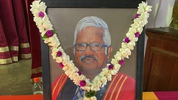 பெரும் கல்விமான் பேராசிரியர் சந்திரசேகரம்