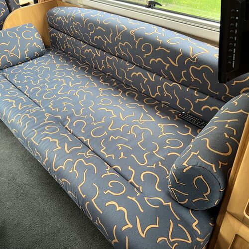 Hymer B584 Hymermobil Motorhome 3 Berth Fiat Ducato 2000 Model