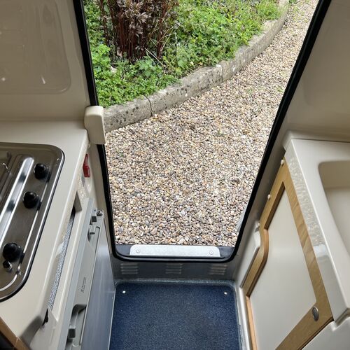 Romahome R20 Duo Outlook 2007 (07)reg Camper Van