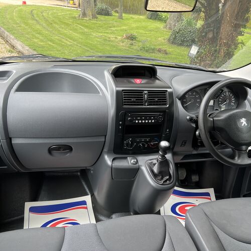 2015 (65)reg Peugeot Expert INDEPENDENCE Urban Campers Camper Van ONLY 13133 Miles