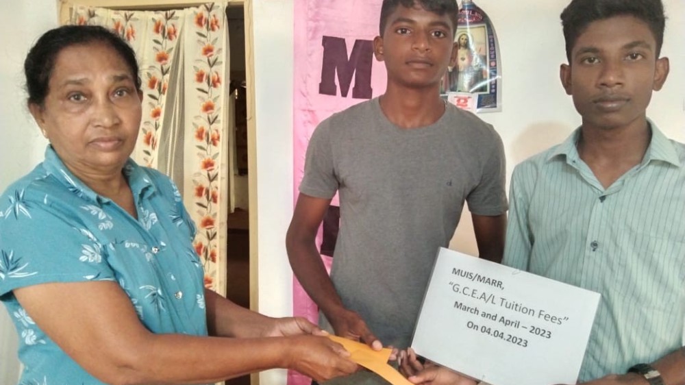 அமரர் திரு. கிறீற் மவுஸின் மாணவர்களுக்கான உதவி