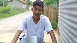 மாணவனைக் காணவில்லை