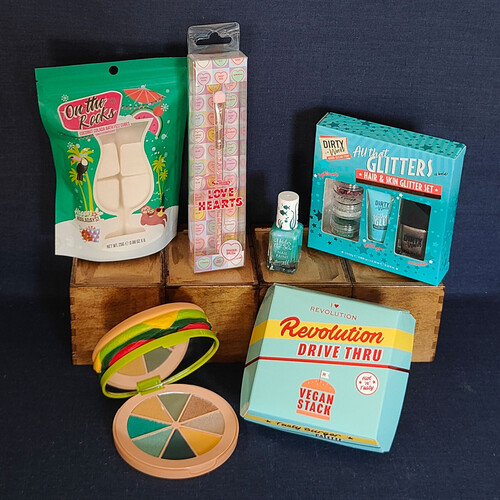 Burger & Pina Colada Beauty Box