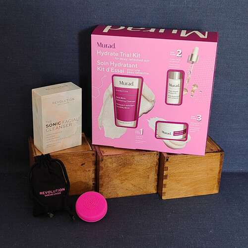 Murad Hydrate Sonic Cleanser Beauty Box