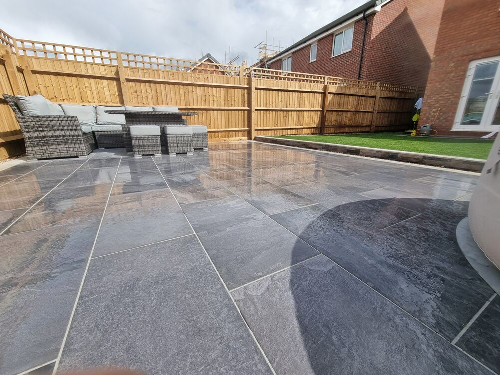 Gallery | Hd Landscaping | Landscape Gardening | Garden Maintenance Leighton Buzzard | Garden Design Bedfordshire