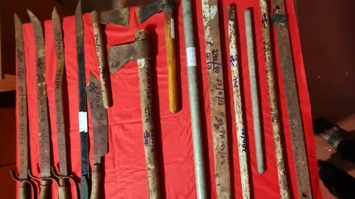 ரிக்ரொக் மோகம் கைதான எண்மர்