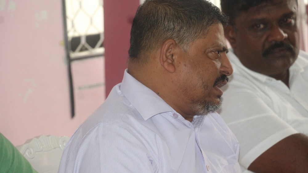 சட்டவிரோதக் கும்பலை தடுத்து நிறுத்த வேண்டும். சூளுரைக்கும் இராஜாங்க அமைச்சர்