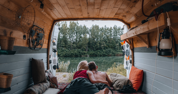 Converting a Nissan Elgrand into a Practical and Luxurious Campervan