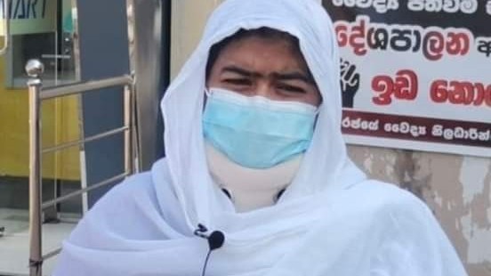 ச‌றுக்கிய‌ ச‌ட்ட‌த்த‌ர‌ணி