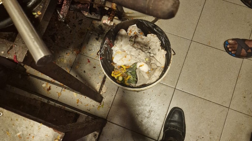 பழுதடைந்த உணவு அசைவ உணவகத்தில் வியாபாரம்