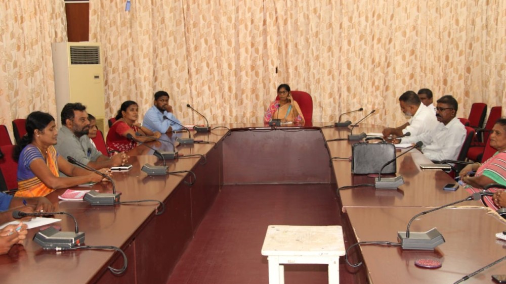 தனியார் கல்வி நிறுவனங்கள் ஆன்மீகக் கல்வியும், பாதுகாப்பும் கருதி செயல்பட வேண்டும்