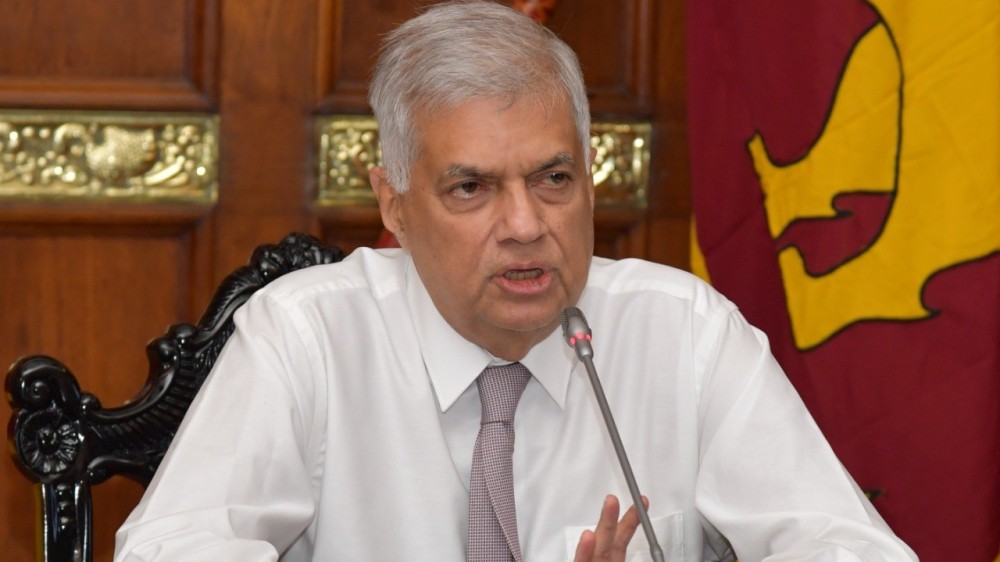 மாணவர்களின் வசதிக்கேற்ப  பரீட்சைகளை நிலையங்கள் அமையவேண்டும்