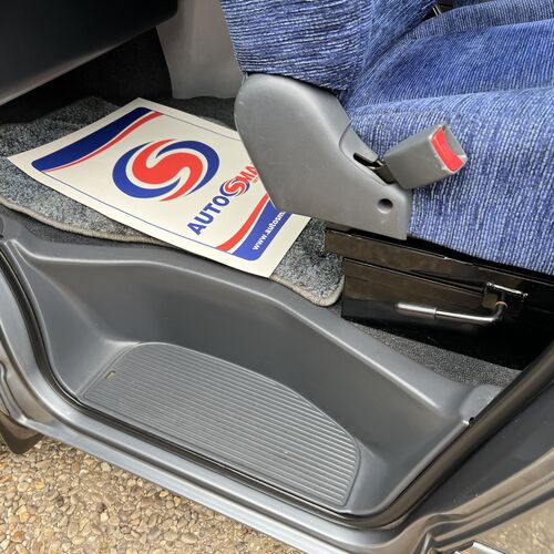 1996 Toyota Granvia 3.0TD Camper Van 4 Berth Pro Conversion