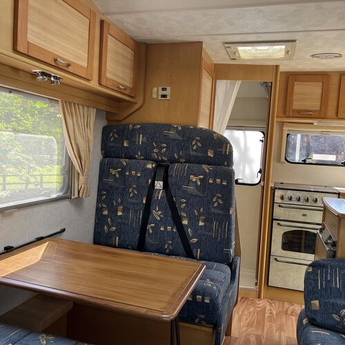 Swift Sunseeker 100 Motorhome 5 Berth 2005 Peugeot Boxer SWB 2.0 HDi