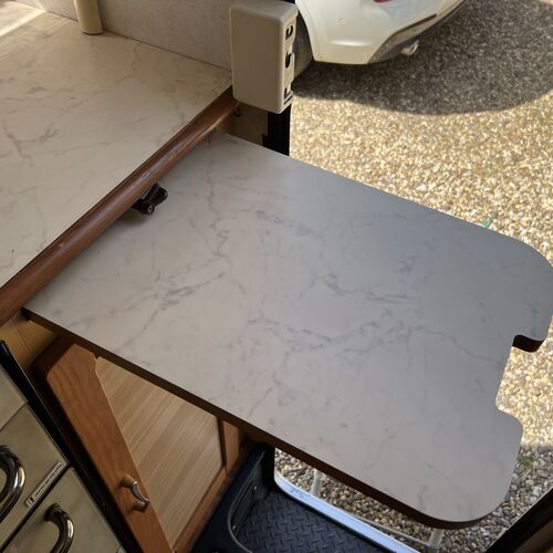 Swift Sunseeker 100 Motorhome 5 Berth 2005 Peugeot Boxer SWB 2.0 HDi