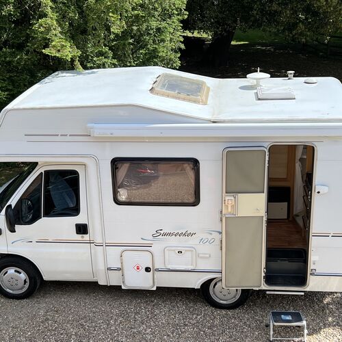 Swift Sunseeker 100 Motorhome 5 Berth 2005 Peugeot Boxer SWB 2.0 HDi
