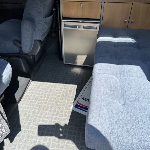 Toyota Granvia WELLHOUSE Camper Van 4 Berth 2690cc Petrol/LPG Automatic PRO Conversion 65058 Miles