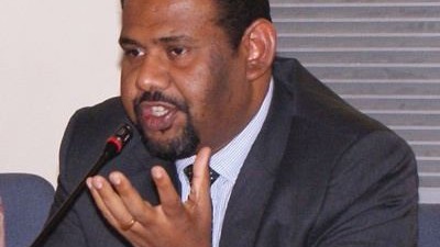 பிஸ்டலை லோட் பண்ணி அச்சுறுத்தப்பட்ட கஜேந்திரகுமார்