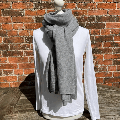 Cashmere wrap - sparkly star