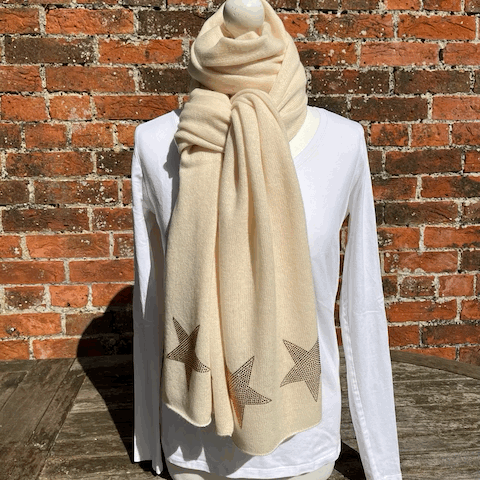 Cashmere wrap - sparkly star