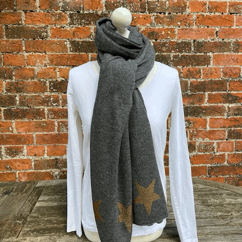 Cashmere wrap - sparkly star