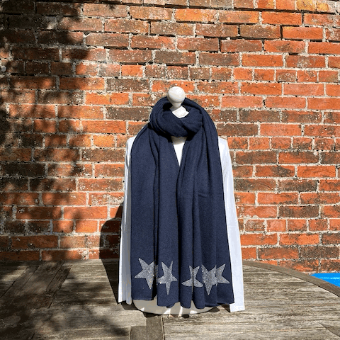 Cashmere wrap - sparkly star