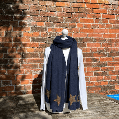 Cashmere wrap - sparkly star