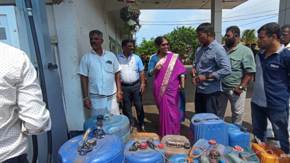 மன்னார் மீனவர்களுக்கு மானிய அடிப்படையில் எரிபொருள்