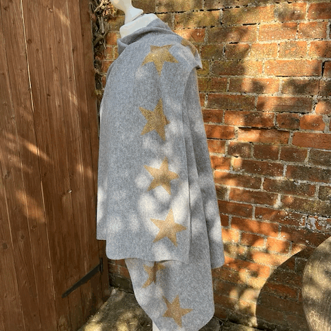Cashmere wrap - sparkly star